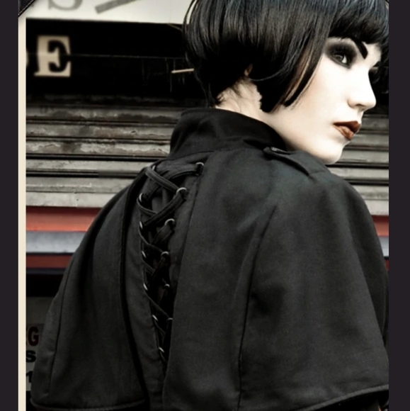 Ophelia Darkly Caped Coat - Picture 1 of 4